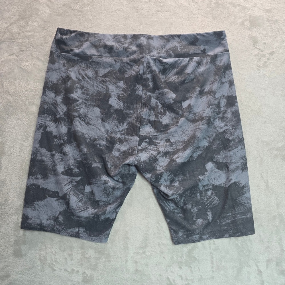Terra & Sky Womens Gray Abstract Biker Shorts Plus Size 2X 20W-22W TS1510013